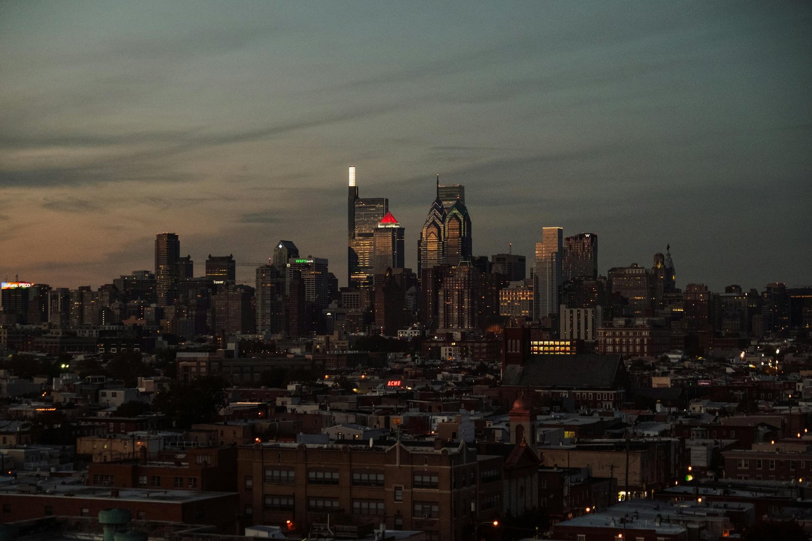 A stunning view of Philadelphia's skyline at twilight, showcasing iconic skyscrapers.